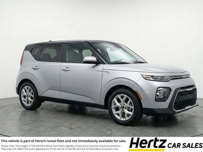 Used 2025 Kia Soul LX w/ LX Technology Package