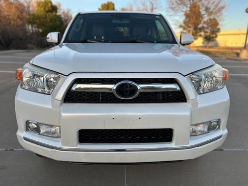 Used 2012 Toyota 4Runner SR5 image 3