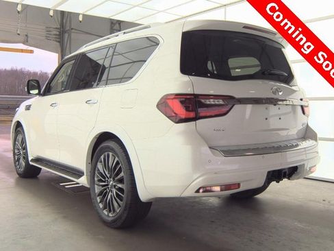 Used 2024 INFINITI QX80 Premium Select w/ Cargo Package image 10
