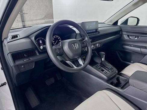 Certified 2025 Honda CR-V EX image 9