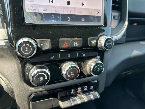 Used 2025 RAM 1500 Big Horn image 33
