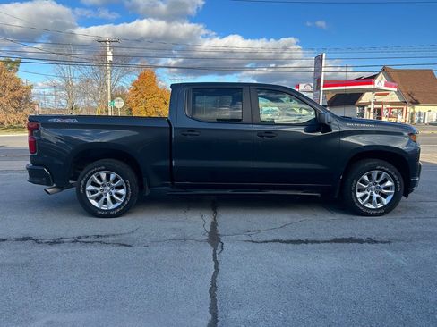 Used 2019 Chevrolet Silverado 1500 Custom w/ Custom Convenience Package image 8