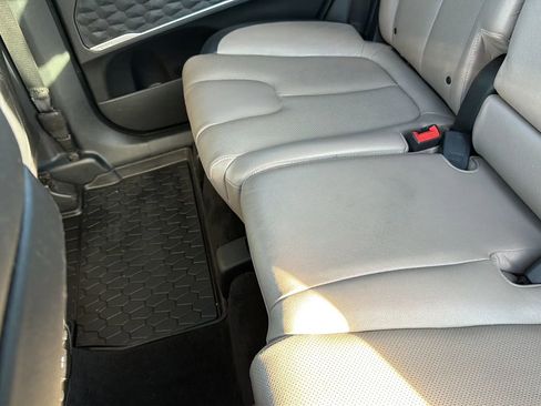 Used 2020 Hyundai Santa Fe Limited FWD image 40
