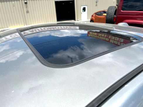 Used 2009 INFINITI G37 Journey image 10