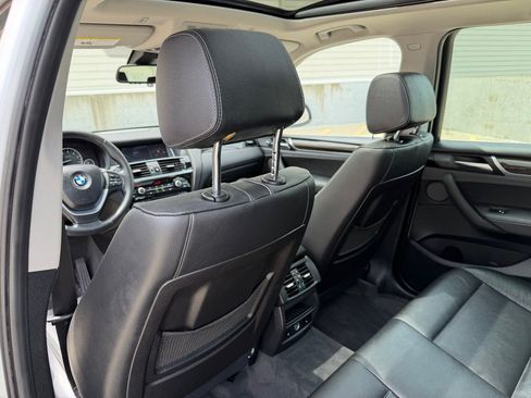 Used 2017 BMW X3 xDrive28i w/ Premium Package AWD/4WD image 16