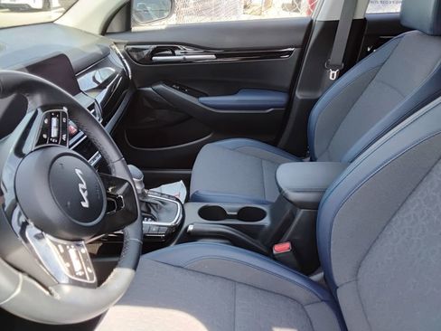 Used 2024 Kia Seltos S image 8