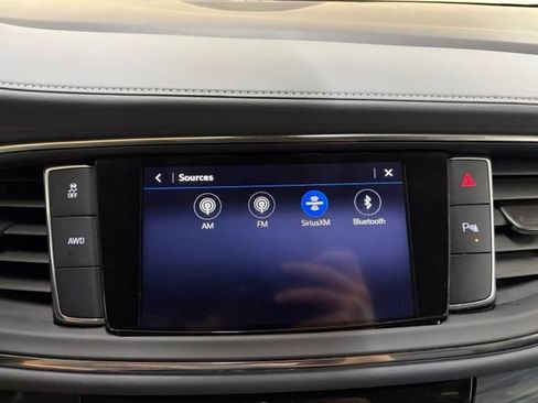 Used 2021 Buick Enclave Essence w/ Sun And Navigation Package AWD/4WD image 44