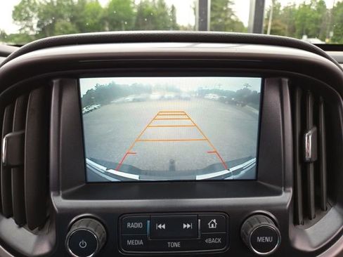 Used 2016 GMC Canyon SLE w/ All Terrain Package AWD/4WD image 15