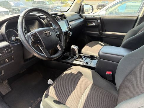 Used 2021 Toyota 4Runner TRD Off-Road AWD/4WD image 3