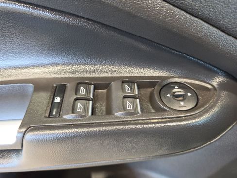 Used 2019 Ford Escape Titanium AWD/4WD image 16