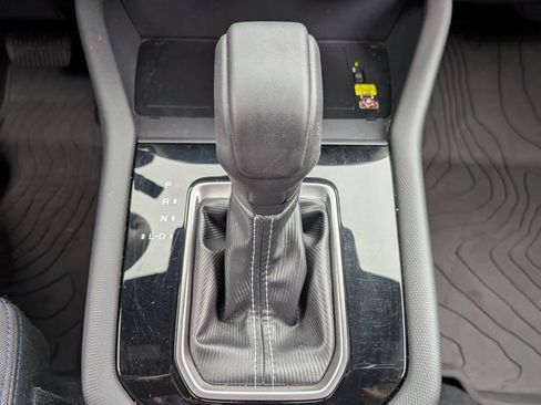 Used 2025 Subaru Forester Premium AWD/4WD image 25