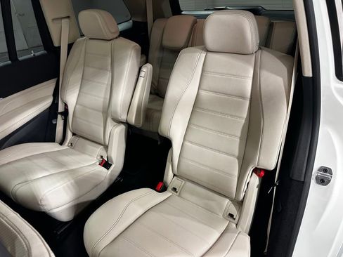 New 2026 Mercedes-Benz GLS 450 4MATIC image 11