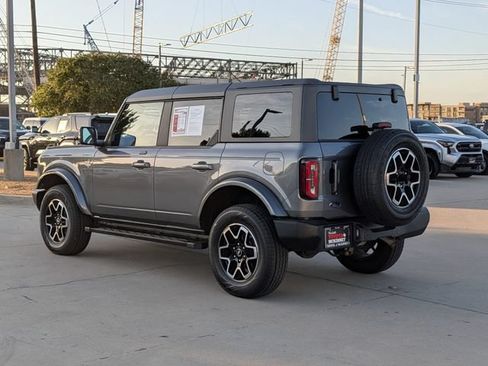 Used 2023 Ford Bronco Outer Banks AWD/4WD image 9