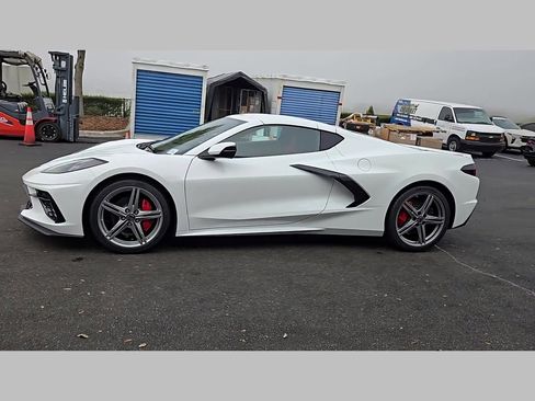 New 2026 Chevrolet Corvette Stingray Coupe w/ 1LT image 18