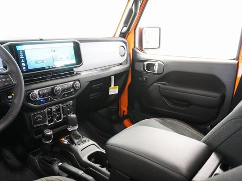 Used 2025 Jeep Wrangler Sport S 4xe w/ Convenience Group image 18