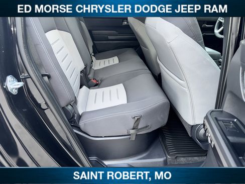 Used 2025 Toyota Tacoma SR5 image 28