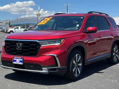 Used 2025 Honda Pilot Elite