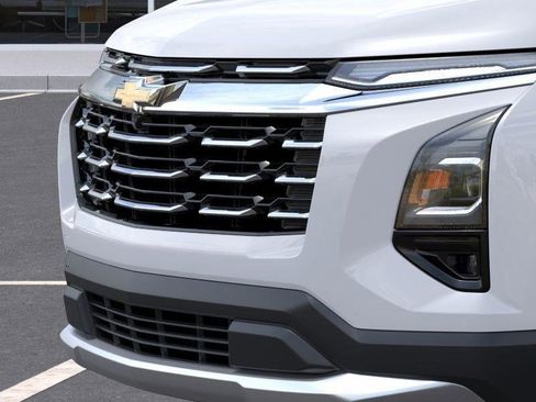 New 2026 Chevrolet Equinox LT AWD/4WD image 14