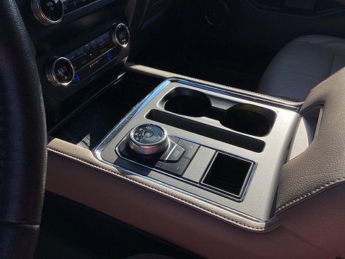 Used 2019 Ford Expedition XLT w/ Equipment Group 202A image 14