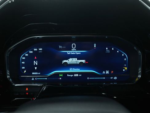 Used 2022 Chevrolet Silverado 1500 LT Trail Boss w/ LT Trail Boss Premium Package image 28