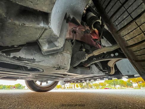 Used 2012 Jaguar XJ image 81