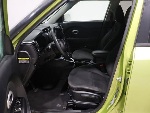 Used 2014 Kia Soul image 4