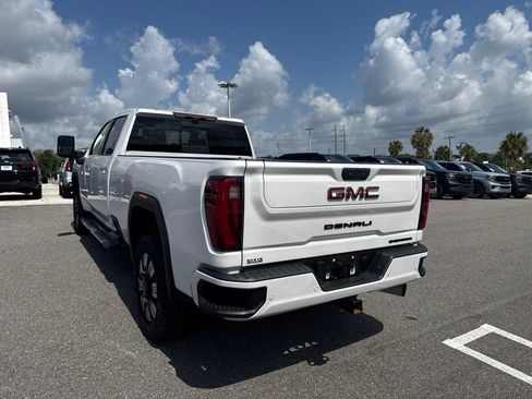 Used 2024 GMC Sierra 3500 Denali w/ Denali Reserve Package AWD/4WD image 3