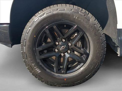 Used 2024 Chevrolet Silverado 1500 Custom Trail Boss AWD/4WD image 21