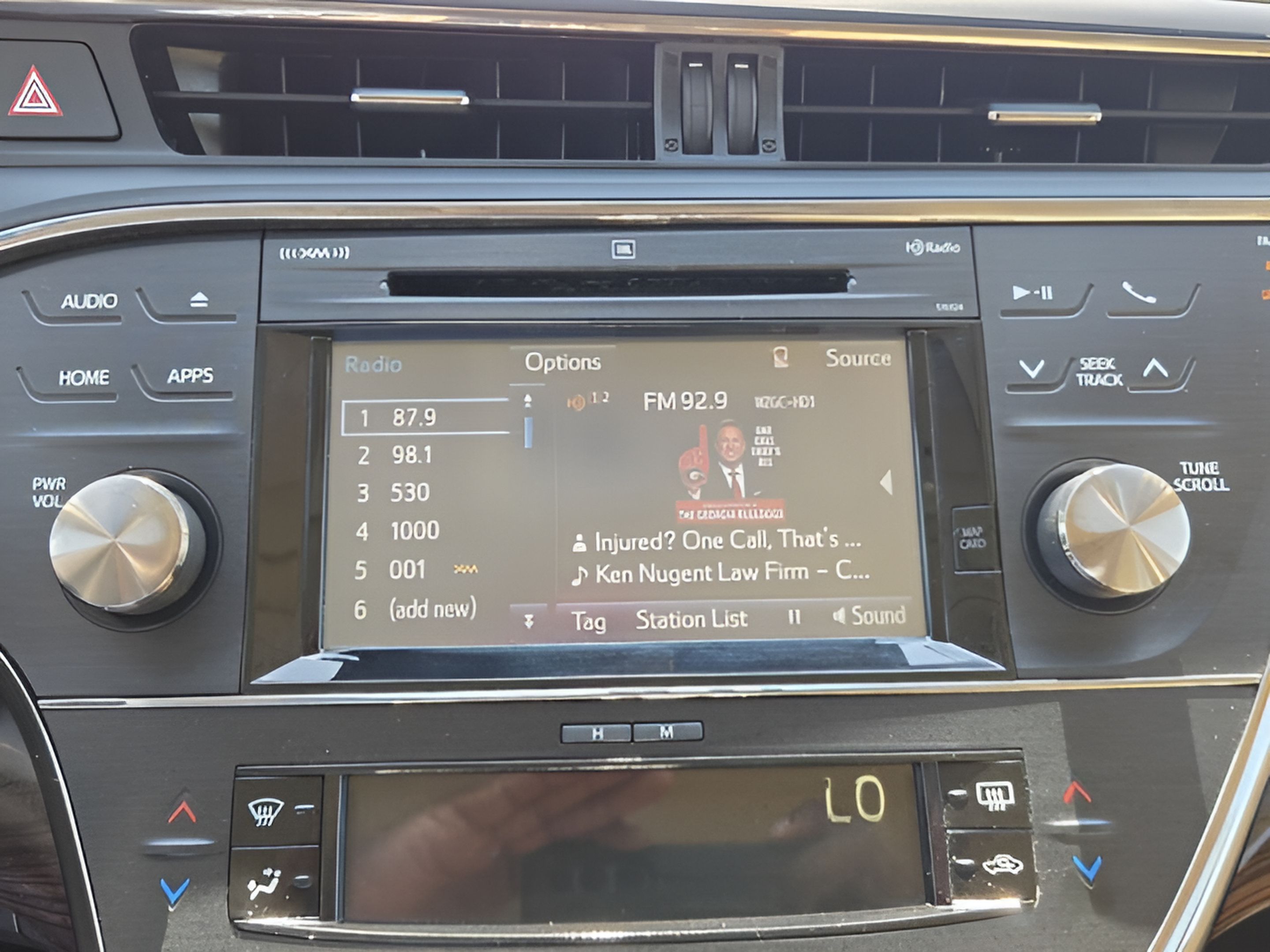 Used 2015 Toyota Avalon Limited FWD image 18