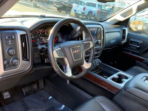 Used 2018 GMC Sierra 1500 SLT w/ SLT Premium Package image 16