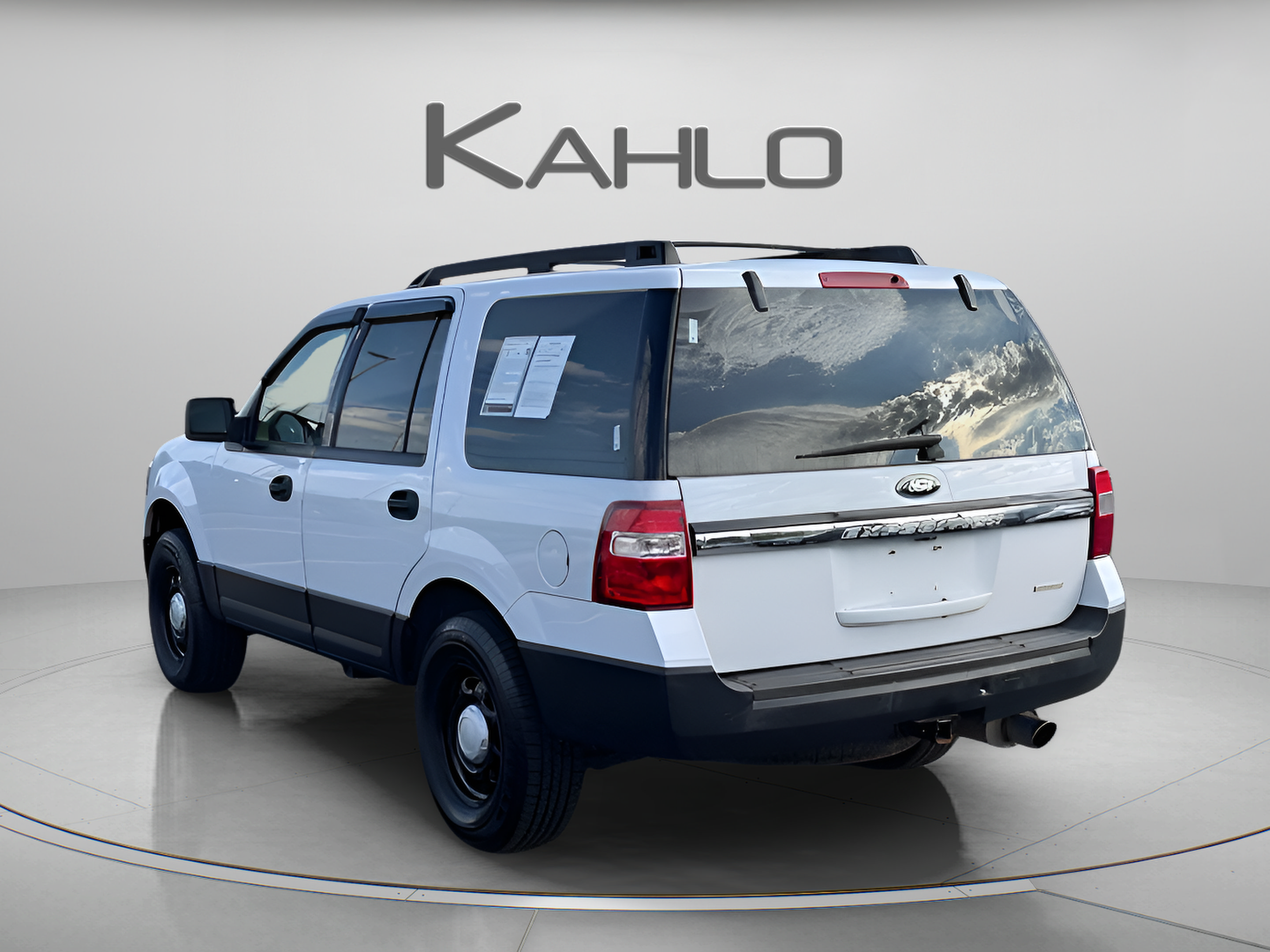 Used 2015 Ford Expedition XL AWD/4WD image 2