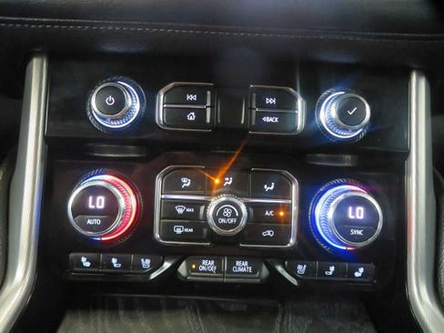 Used 2021 GMC Yukon Denali AWD/4WD image 49