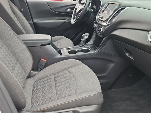 Used 2024 Chevrolet Equinox LT FWD image 28