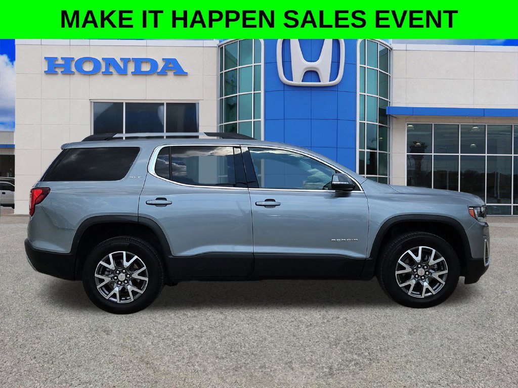 Used 2023 GMC Acadia SLE w/ Driver Convenience Package FWD image 2