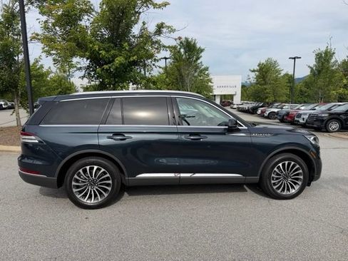 Used 2024 Lincoln Aviator Reserve w/ Equipment Group 201A AWD/4WD image 6
