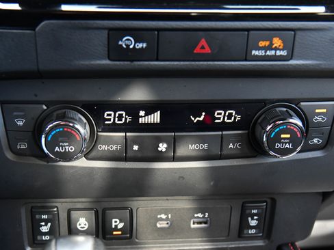 Used 2023 Nissan Frontier Pro-X w/ Pro-X Premium Package image 27