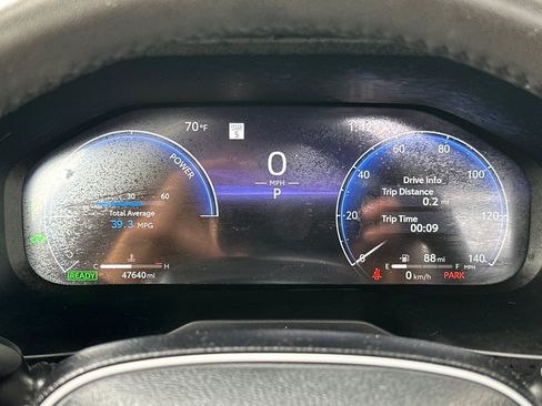 Used 2023 Toyota RAV4 Limited AWD/4WD image 22