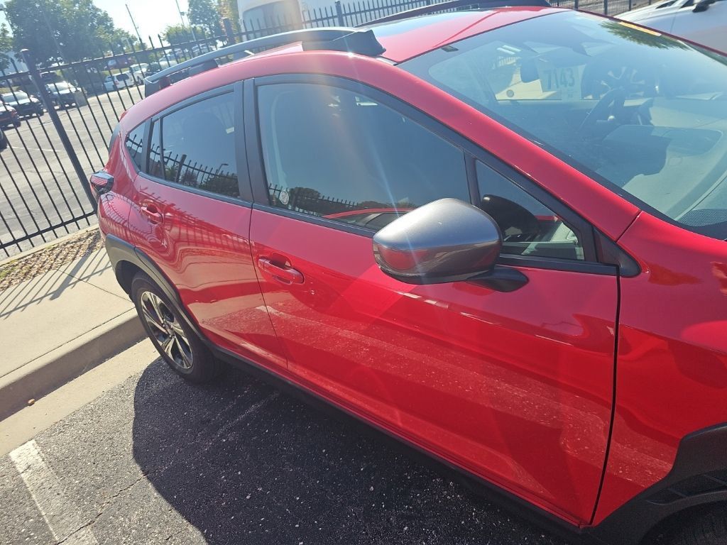 Used 2025 Subaru Crosstrek 2.5i Premium AWD/4WD image 4