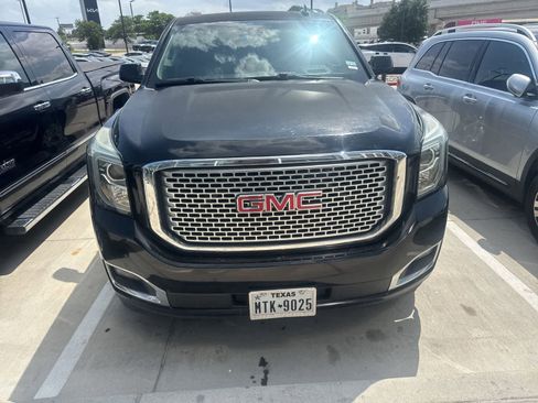 Used 2016 GMC Yukon Denali w/ Open Road Package AWD/4WD image 2