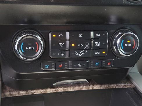 Used 2019 Ford F250 Lariat w/ Lariat Value Package AWD/4WD image 26