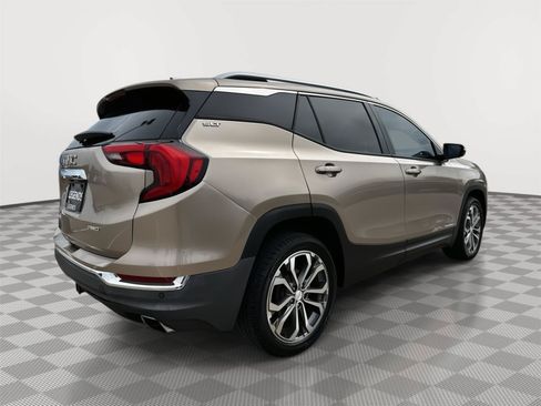 Used 2018 GMC Terrain SLT w/ Preferred Package AWD/4WD image 6