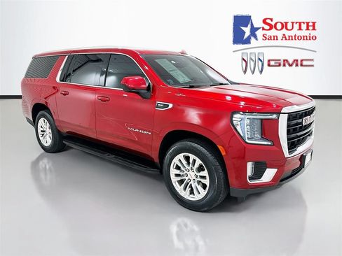 Used 2024 GMC Yukon XL SLE AWD/4WD image 1