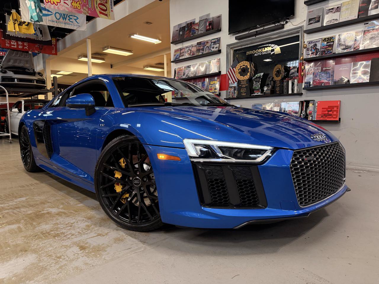 Used 2018 Audi R8 V10 AWD/4WD image 1