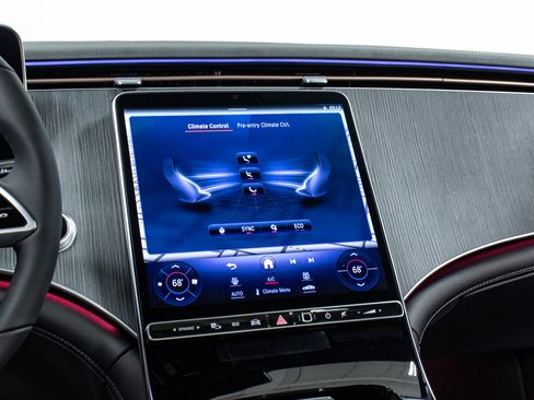 Used 2024 Mercedes-Benz EQE 350+ 4MATIC Sedan image 18