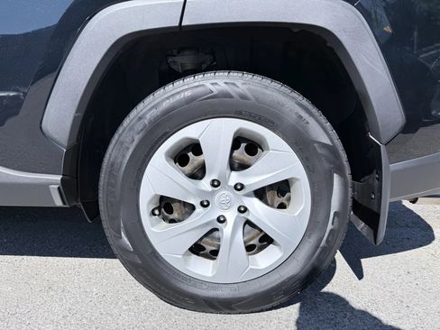Used 2019 Toyota RAV4 LE w/ All Weather Liner Package AWD/4WD image 10