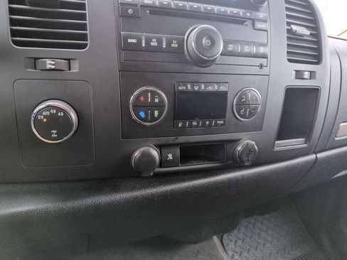 Used 2011 GMC Sierra 1500 SLE w/ Power Tech Package image 19