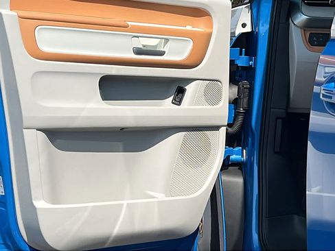 New 2025 Volkswagen ID. Buzz 1st Edition image 23