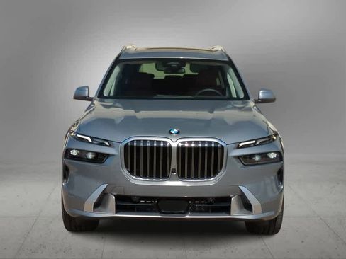 New 2026 BMW X7 xDrive40i w/ Executive Package image 3