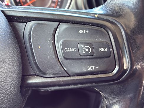Used 2020 Jeep Gladiator Sport w/ Quick Order Package 24S AWD/4WD image 37