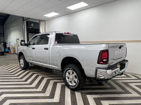 New 2026 RAM 3500 Big Horn AWD/4WD image 13